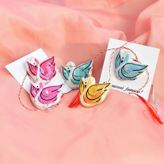 Set of 5 Handmade Ceramic Brooches – Elegant Swan Designs | Artistic Fashion Accessories | Unique Gifts for Women